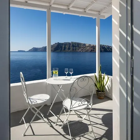 Bed & Breakfast Lava Stone Oia (Santorini)