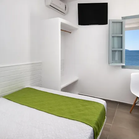 Bed & Breakfast Lava Stone Oia (Santorini)