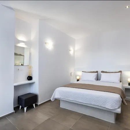 Lava Stone Bed & Breakfast 4*