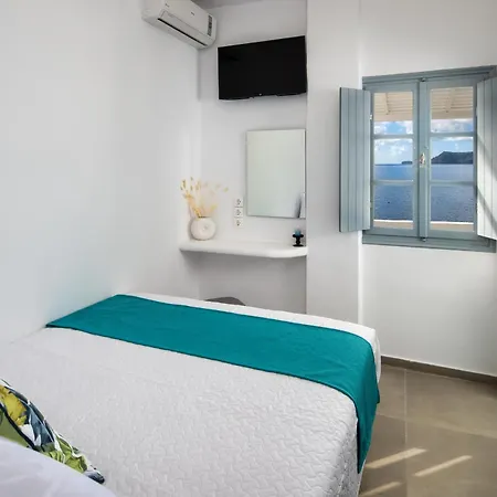 Bed & Breakfast Lava Stone *