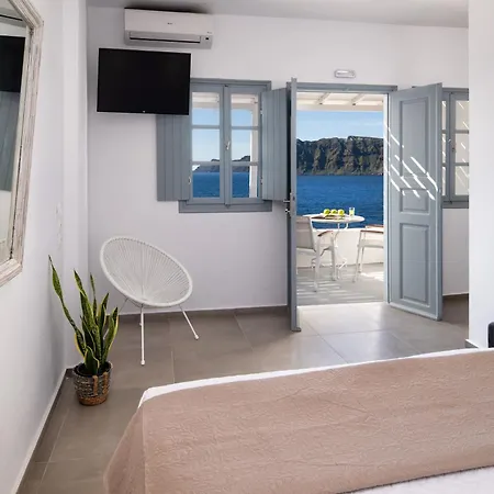 Lava Stone Bed & Breakfast Oia (Santorini)