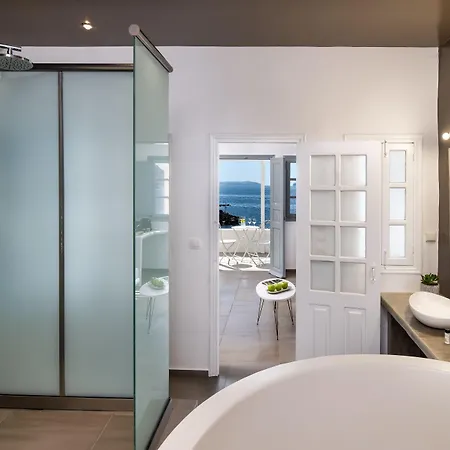 Lava Stone Oia (Santorini)