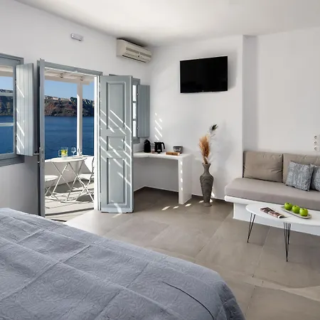 Lava Stone Bed & Breakfast Oia