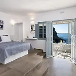 Bed & Breakfast Lava Stone